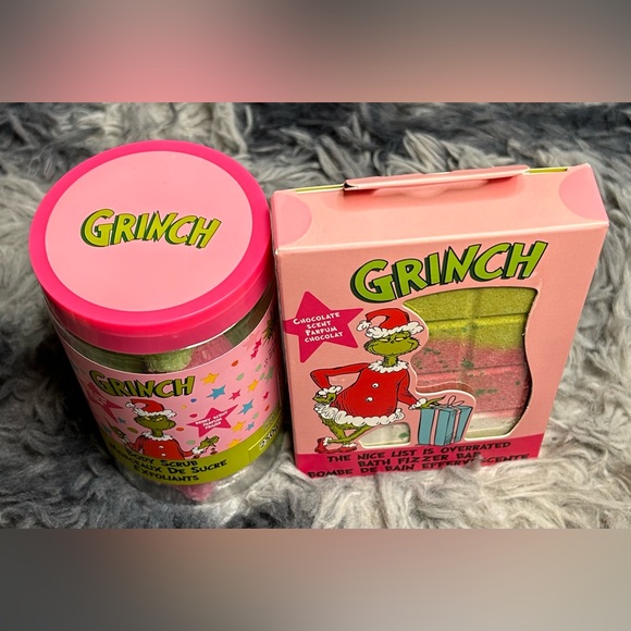 GRINCH Bath Fizzer Bar & Body Scrub Exfoliants - Picture 3 of 11
